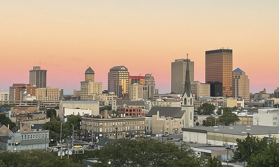Dayton, OH: Dayton Skyline - Sunset September 2022 (cropped)