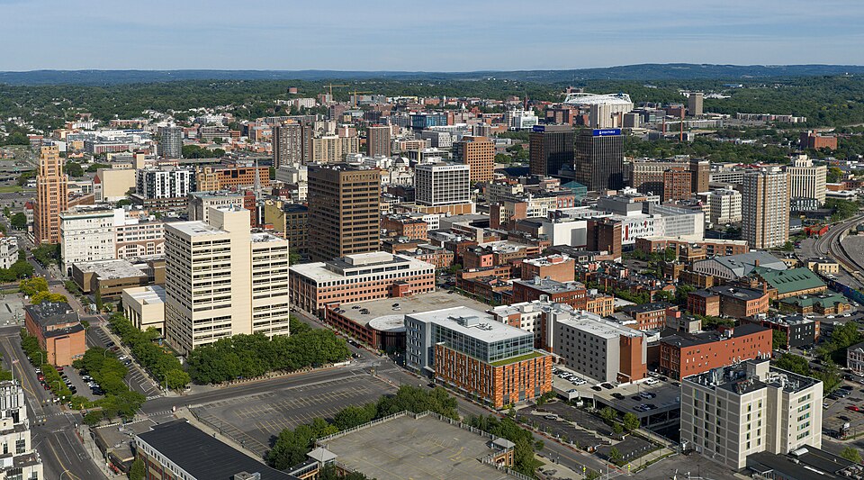 Syracuse, NY: Syracuse, New York skyline (cropped)
